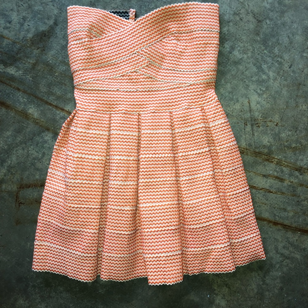 Chevron print mini dress